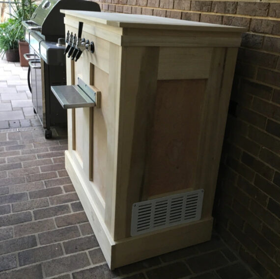 25 Beautiful DIY Keezer Build Designs with Tutorials Beer Maverick