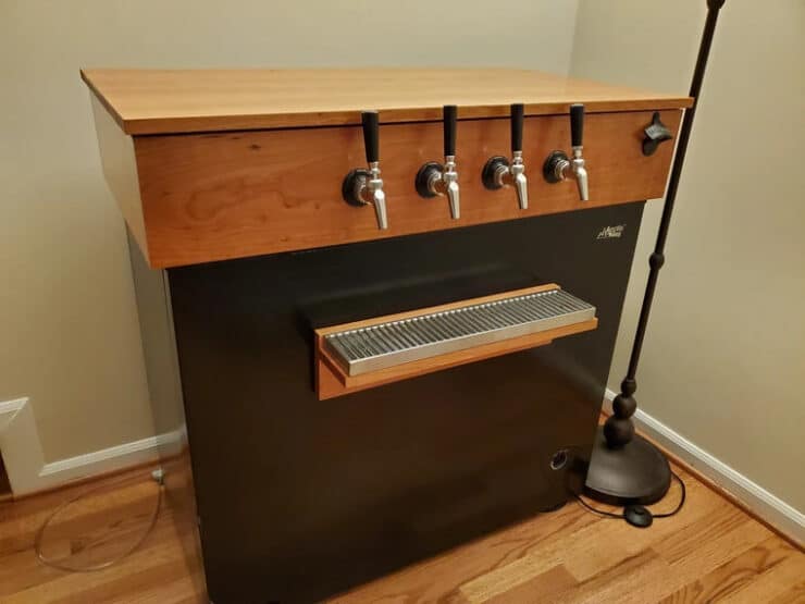 25 Beautiful DIY Keezer Build Designs with Tutorials Beer Maverick